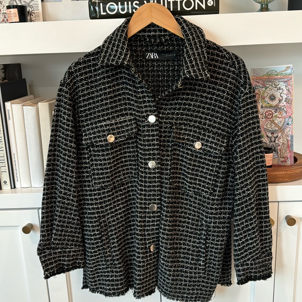 ZARA BLK AND WHITE TWEED SHACKET small